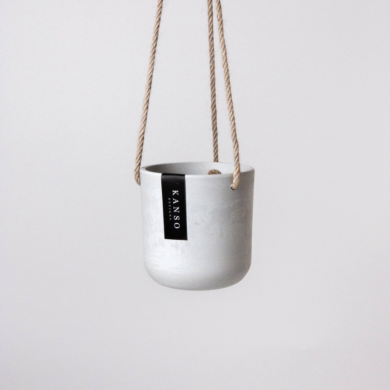 4" Signature Stone Hanging Planter Pot – Black